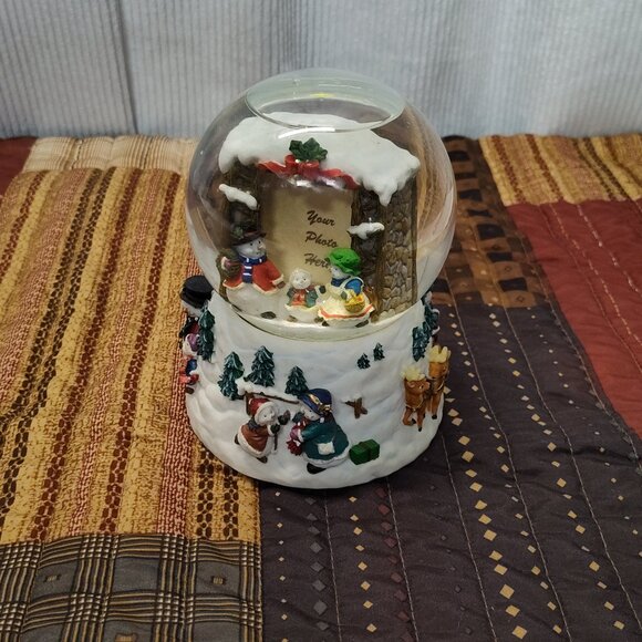 Snow Globe Photo Insert Snowman Winter Wonderland Plays "Let It Snow" See Video - Picture 6 of 10